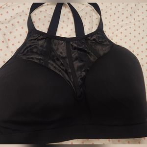 Victoria's Secret High neck Sportsbra - Size 32DD